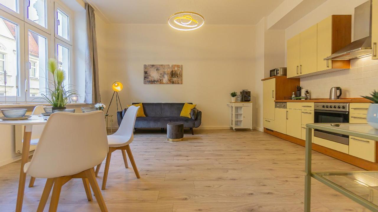 Cityapartment - 53 M², 2 Zimmer, Zentral, Netflix, Kueche, Waschmaschine كوتبوس المظهر الخارجي الصورة