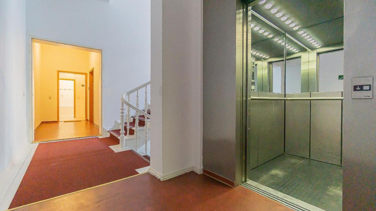 Cityapartment - 53 M², 2 Zimmer, Zentral, Netflix, Kueche, Waschmaschine كوتبوس المظهر الخارجي الصورة