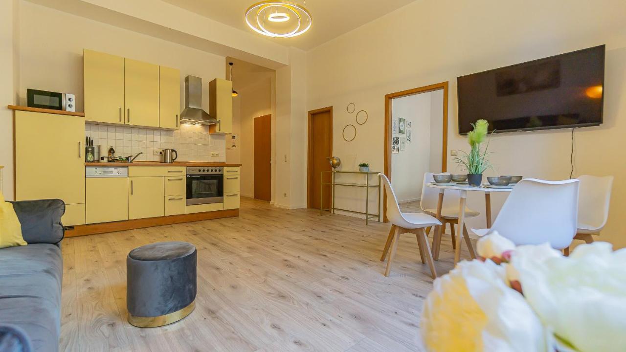 Cityapartment - 53 M², 2 Zimmer, Zentral, Netflix, Kueche, Waschmaschine كوتبوس المظهر الخارجي الصورة